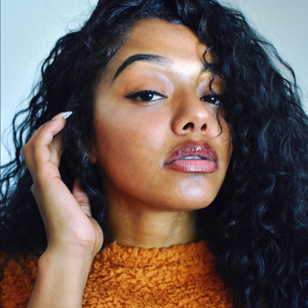 Meet your Posher, Kacie
